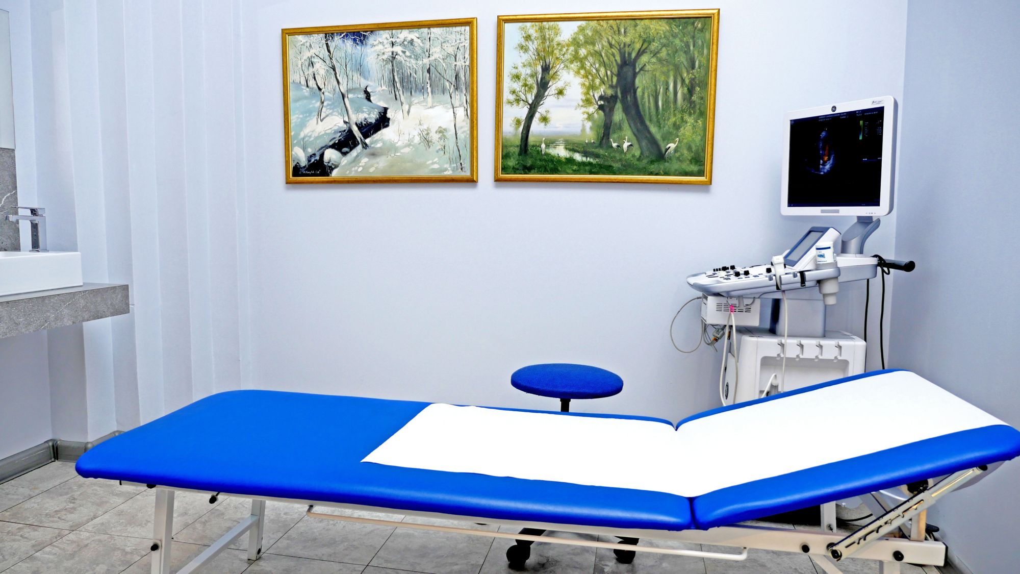Gabinet lekarski- aparat echokardiograficzny